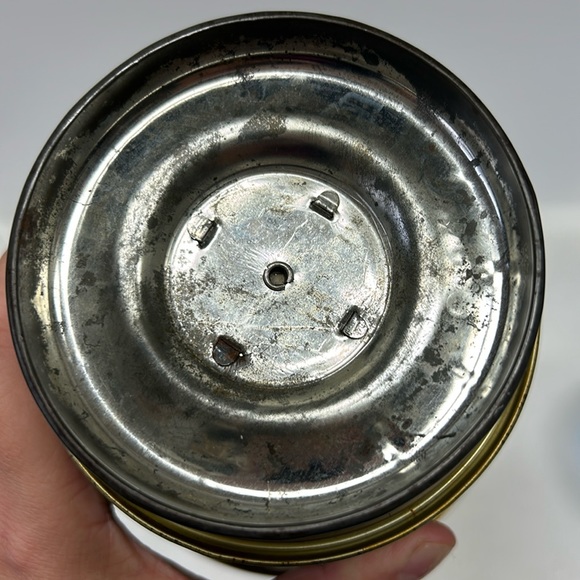 Vintage faux green marble KAISER COFFEE pedestal tin with Mythological design - Picture 5 of 8